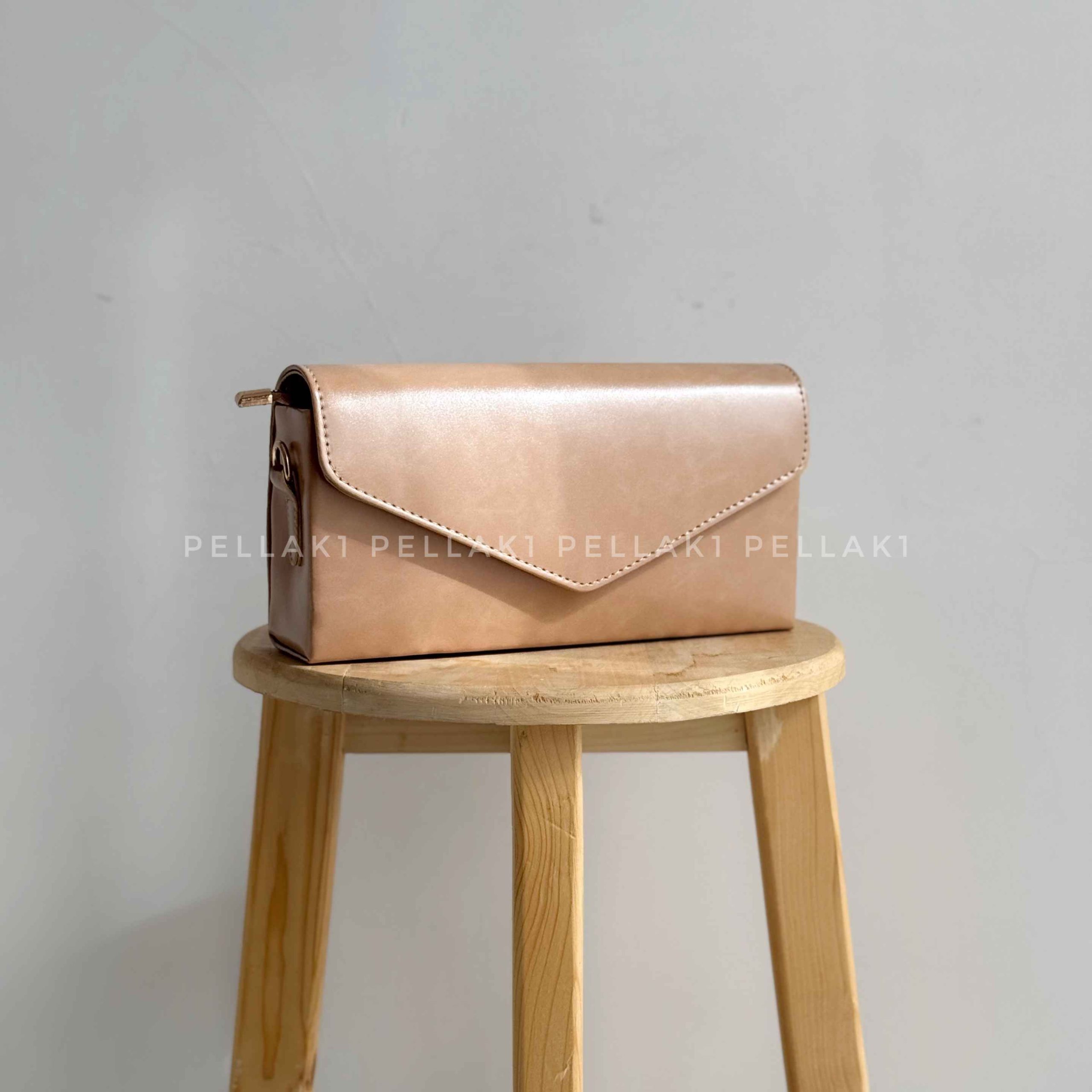 کیف دلوین - تصویر 7